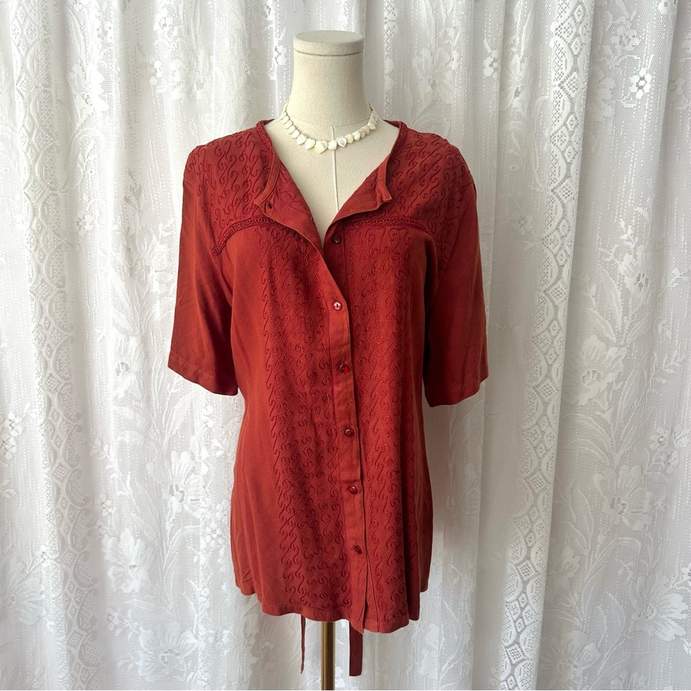 Vintage 1990's Burnt Red Embroidered Button-Down Blouse!